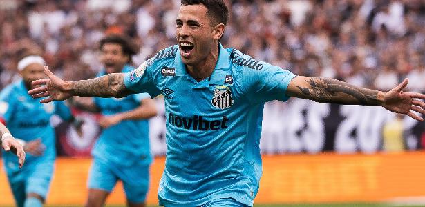Neymar comanda, e Santos bate Corinthians com Memphis apagado em Itaquera