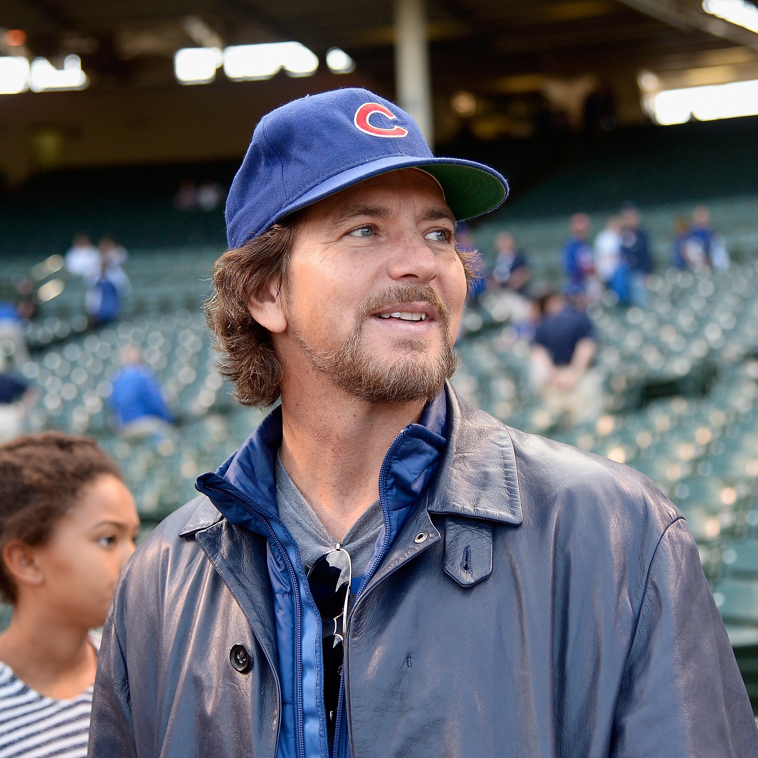 Documentário mostra amor de vocalista do Pearl Jam por seu time de