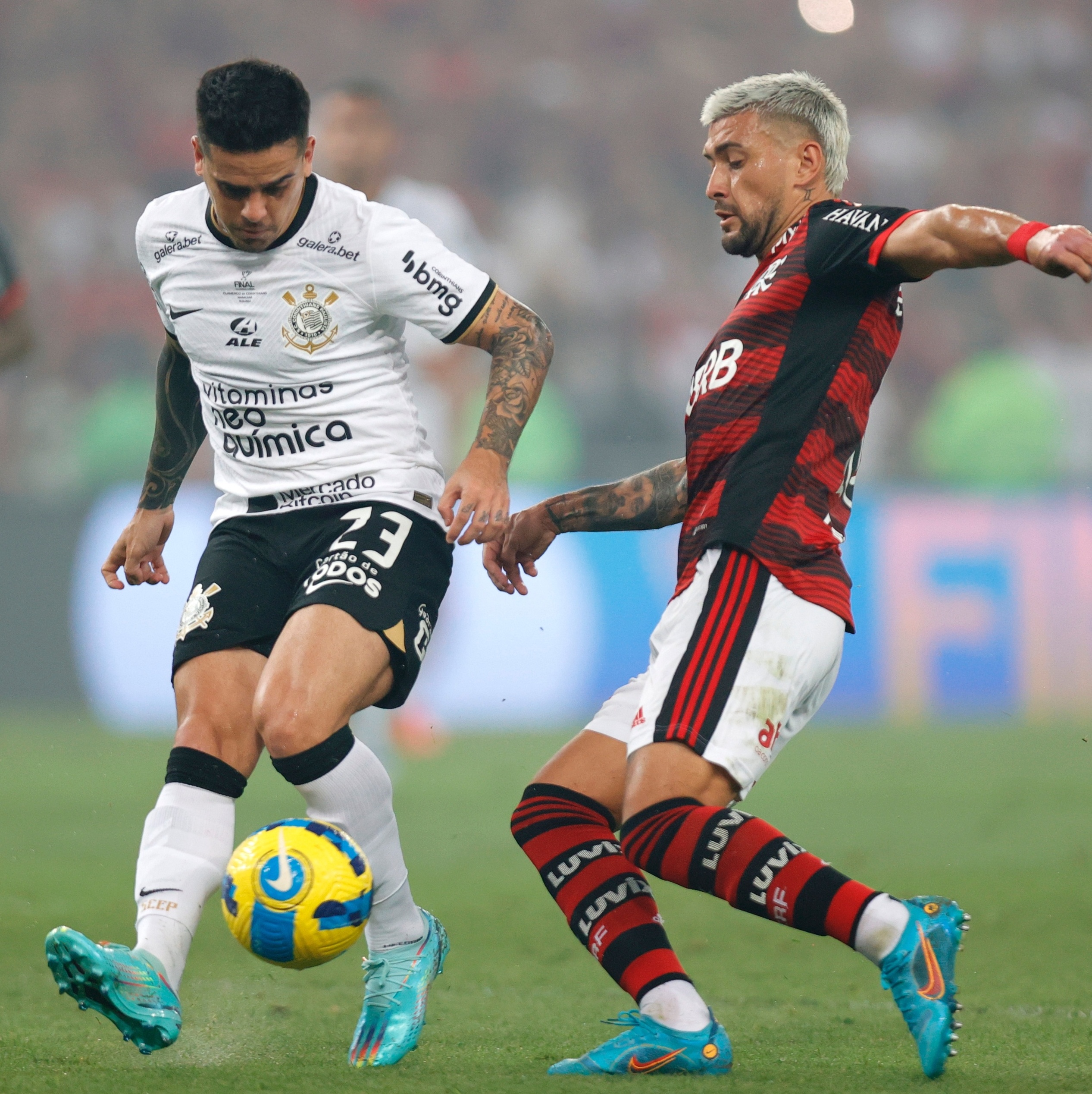 Flamengo Vs Corinthians qual vcs preferem?? #flamengo #vs #vschalleng