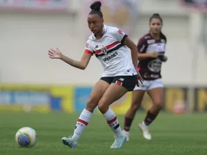 Goleira pega três pênaltis e põe São Paulo na final do Brasileirão feminino