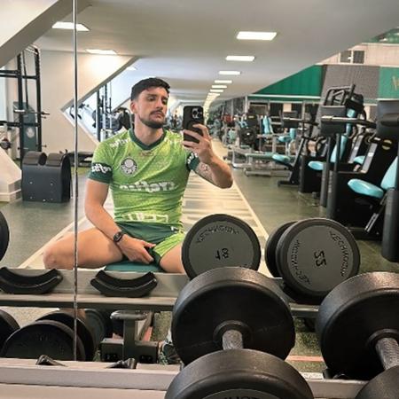 Piquerez posta foto na Academia de Futebol durante férias do Palmeiras - Reprodução/Instagram