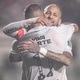 Santos vence amistoso em noite inspirada de Neymar; invasões forçam fim