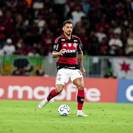 danilo-foi-o-unico-convocado-para-copa-que-iniciou-como-titular-no-flamengo-1779847267660_v2_450x450 Flamengo domina Cusco e se aproxima do recorde de melhor campanha na Libertadores
