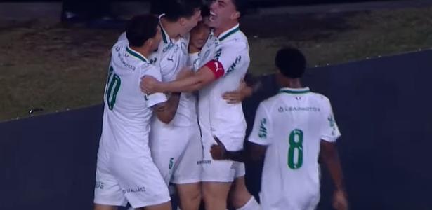 Palmeiras usa avião de Leila Pereira após vencer o Vasco no sub-20