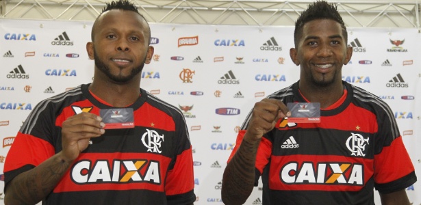 Reforços para as laterais, Chiquinho (esq.) e Rodinei foram apresentados no Rubro-Negro - Gilvan de Souza/ Flamengo