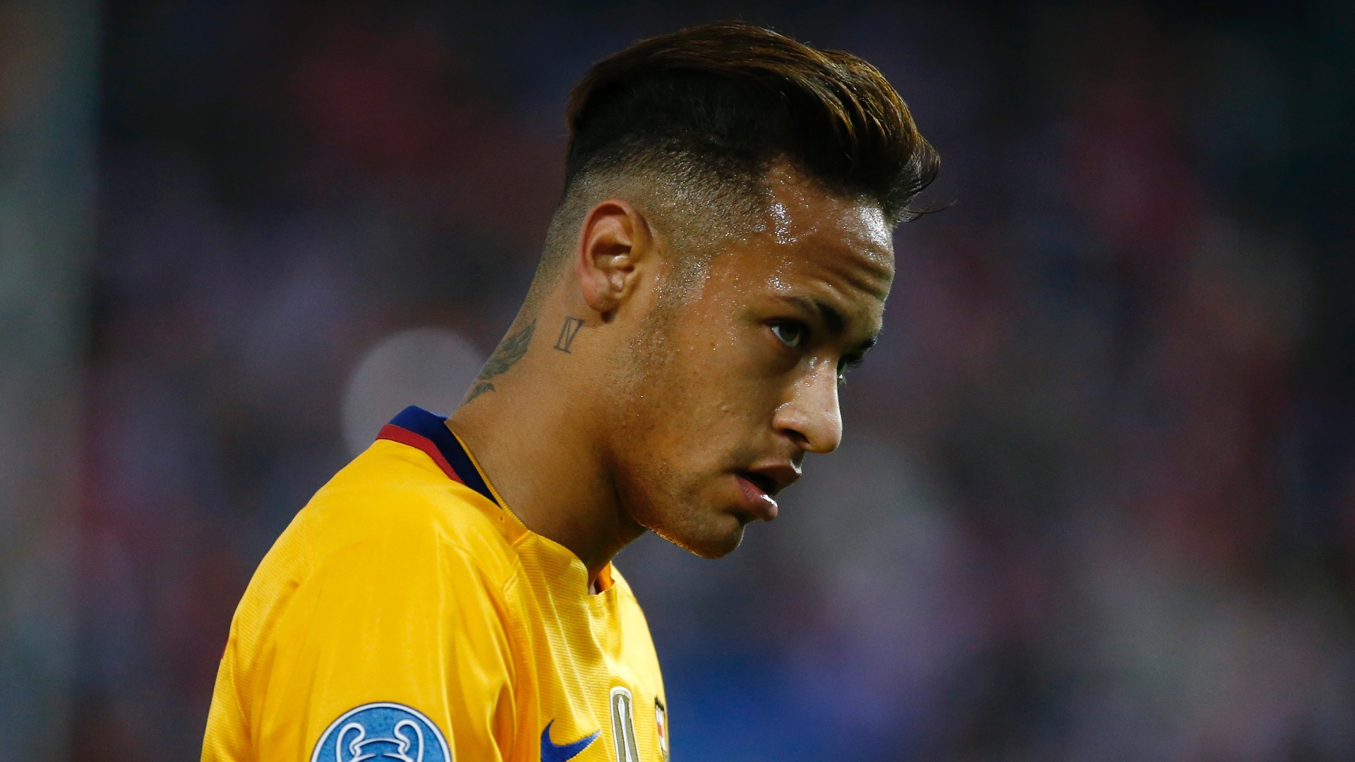 neymar-mostra-novo-penteado-durante-treino-da-selecao-em-londres-1342709816528_615x470.jpg