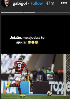 Gabigol brinca com arbitragem após gol anulado - Reprodução - Reprodução