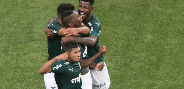 Mudou estilo de jogo | Luxa dá sequência a Palmeiras sem meia e vê garotos em alta antes da final