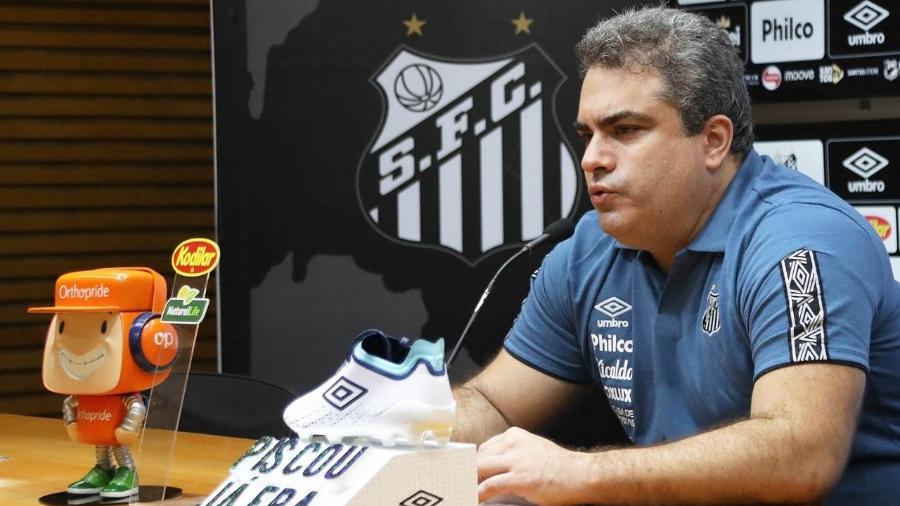 Orlando Rollo concede entrevista coletiva na Vila Belmiro - Ivan Storti/Santos FC