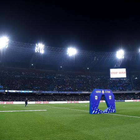 Estádio Diego Armando Maradona antes de jogo entre Napoli e Milan pelo Campeonato Italiano