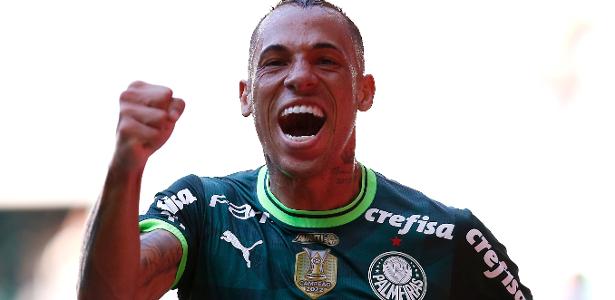 Breno Lopes celebra gol do Palmeiras sobre o Fluminense neste domingo (3)