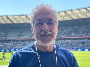 Narrador pede desculpa após usar termo racista ao vivo em jogo do Cruzeiro