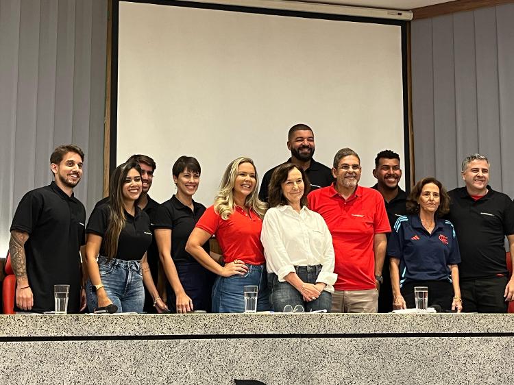 Nova equipe da Flamengo TV é apresentada em evento na Gávea Nova equipe da Flamengo TV é apresentada em evento na Gávea