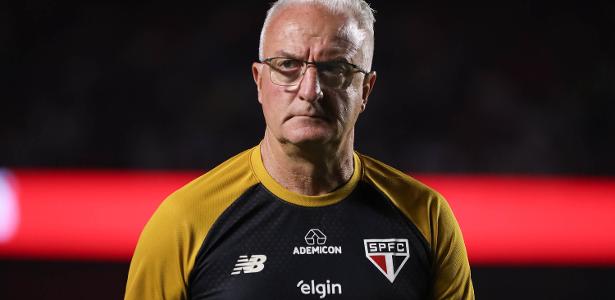 Dorival espera 'reinício' e exalta caráter do elenco após fim de jejum