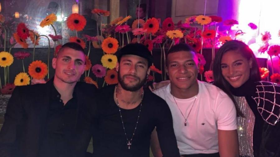 Verratti com Neymar, Mbappe e a namorada  Cindy Bruna em sua festa de aniversário - Reprodução/Instagram