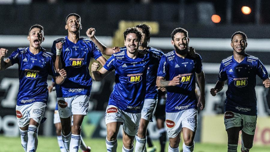 Jogadores do Cruzeiro celebram na vitória sobre o Operário - Gustavo Aleixo/Cruzeiro