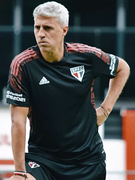 Hernán Crespo, técnico do São Paulo, durante treino no CT da Barra Funda - Fellipe Lucena/saopaulofc - Fellipe Lucena/saopaulofc