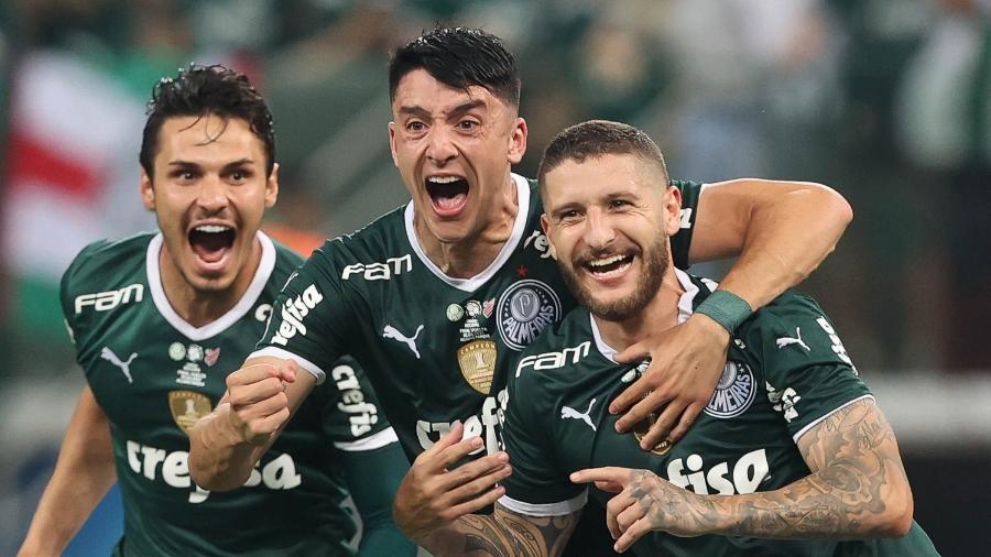 Z Rafael ( dir.) celebra o seu gol na vitria do Palmeiras sobre o Athletico pela Recopa Sul-Americana - Cesar Greco / Palmeiras / Divulgao