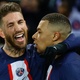 Mbappé salva após expulsão de Neymar, e PSG vence Strasbourg 