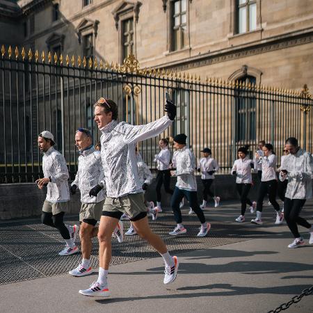 Corredores estreiam novo tênis da Adidas em Paris - Divulgação/Adidas