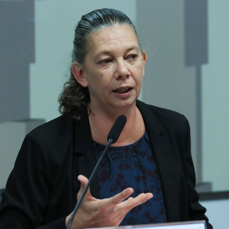 Ana Moser anuncia frente interministerial para debater esportes eletrônicos