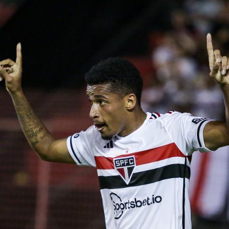 Marcos Paulo, atacante do São Paulo, comemora após marcar contra o Sport, pela Copa do Brasil - Rafael Vieira/AGIF