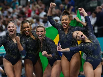 Individual só no nome: como colegas de equipe ajudaram na final de Rebeca