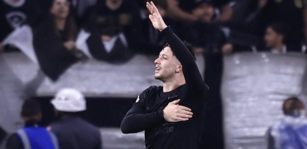 SUPERAÇÃO! Garro assume protagonismo na reação do Corinthians após jogar mal em decisão