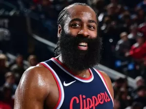 NBA: Vintage 'Barba' marca 43 pontos e quebra recordes em vitória dos Clippers