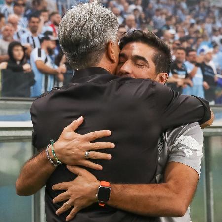 Renato Gaúcho aceita convite de Abel Ferreira para jogar futvôlei Renato Gaúcho aceita convite de Abel Ferreira para jogar futvôlei