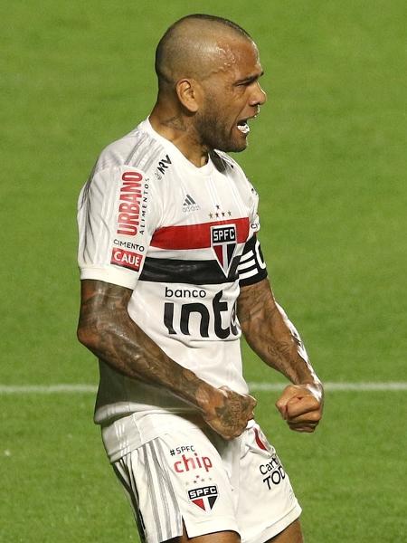 Daniel Alves, meia do São Paulo, deverá ser o capitão - Rubens Chiri/saopaulofc.net