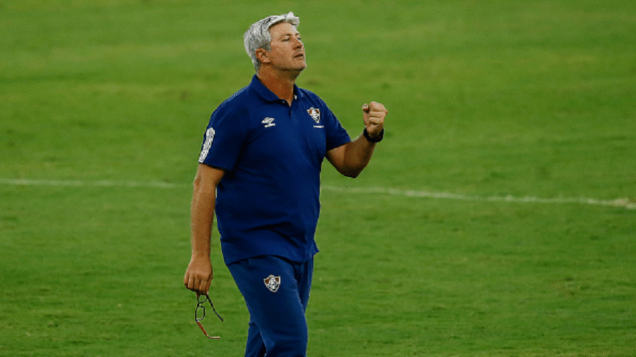 Odair comemora vitória do Fluminense: treinador colocou clube no G-4 do Brasileirão - Bruna Prado/Getty Images