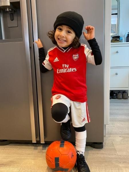 Zayn Salman joga na pré-academia do Arsenal - Arquivo Pessoal/Instagram