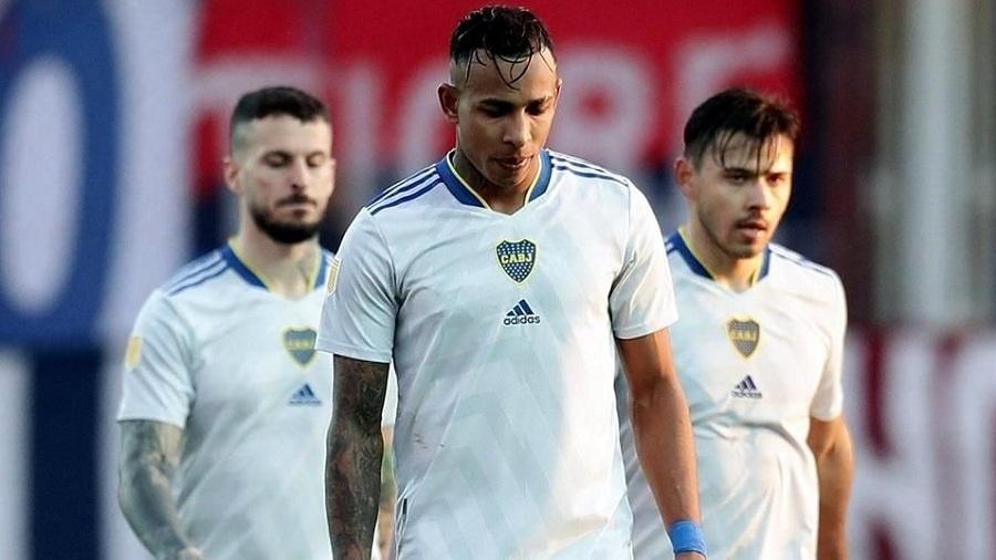 Villa, Benedetto e Romero deixam campo cabisbaixos em derrota do Boca para o San Lorenzo - Divulgação AFA
