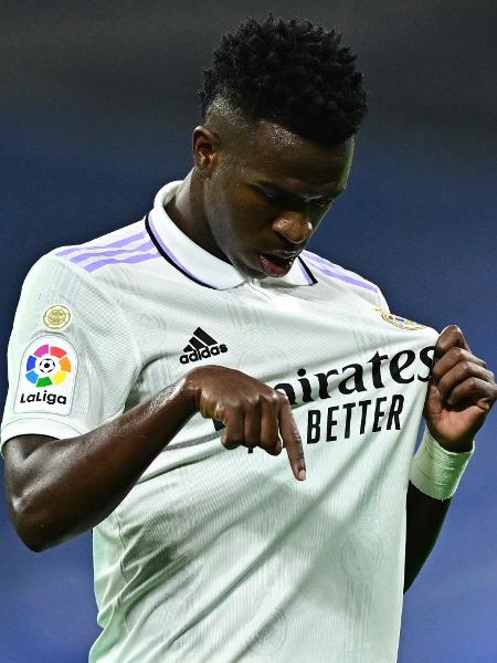 Vinícius Júnior celebra gol pelo Real Madrid em La Liga - JAVIER SORIANO / AFP