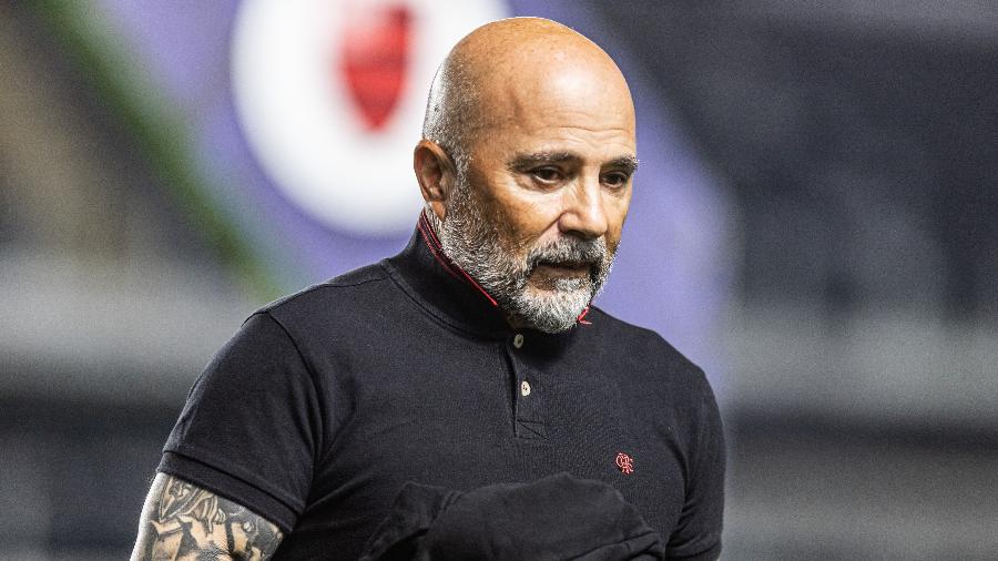 Jorge Sampaoli, técnico do Flamengo, em jogo contra o Santos: necessidade de maior competitividade em pontos corridos - Abner Dourado/AGIF