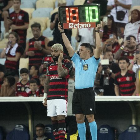 Gabigol substituiu De La Cruz em Flamengo x Amazonas, duelo da Copa do Brasil
