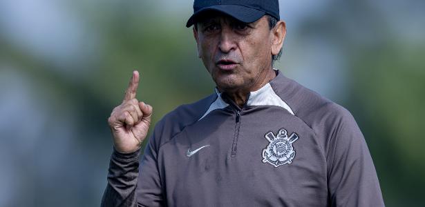 FOCO! Timão treina focado em duelo contra o Bahia, neste domingo