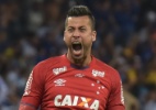 Fábio supera lesão e concorrência pesada para virar herói do Cruzeiro - André Yanckous/AGIF