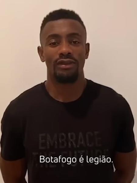 Kalou diz que espera se apresentar ao Botafogo em breve - Reprodução