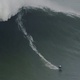 Duas brasileiras disputam o título de maior onda já surfada por uma mulher