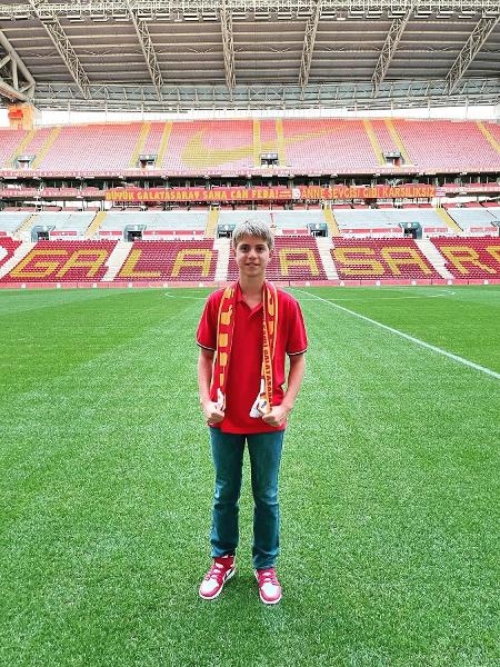 Valentino López, filho de Maxi com Wanda Nara, na base do Galatasaray - Reprodução/Instagram