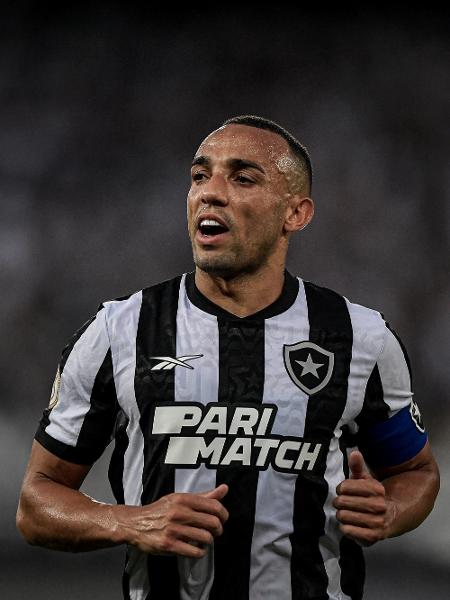 Marçal, lateral do Botafogo - Thiago Ribeiro/Thiago Ribeiro/AGIF