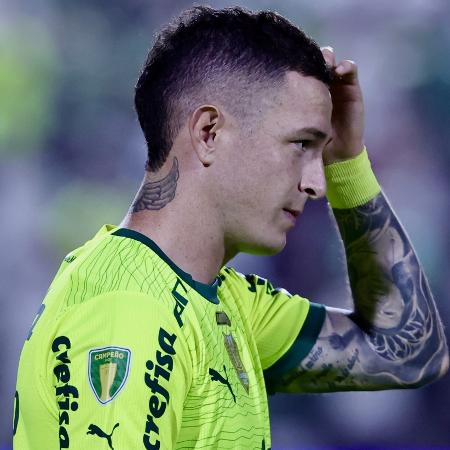 Aníbal Moreno, do Palmeiras, se lamenta partida contra a Portuguesa, válida pelo Campeonato Paulista