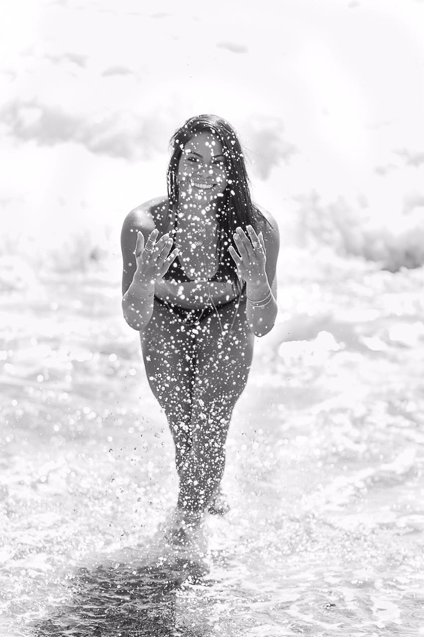 Ingrid Oliveira fez ensaio na praia do Vidigal - Gabriel Molon