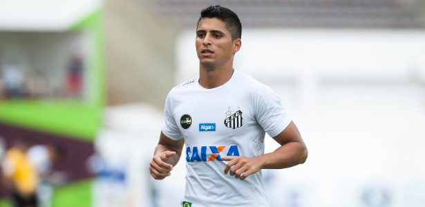 Lateral Daniel Guedes já emplacou 15 jogos consecutivos nesta temporada - Ivan Storti/Santos FC