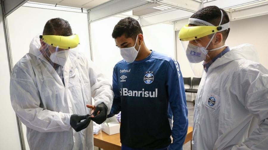 Jogadores do Grêmio fizeram testes de coronavírus no início da semana - Divulgação/Lucas Uebel/Grêmio FBPA