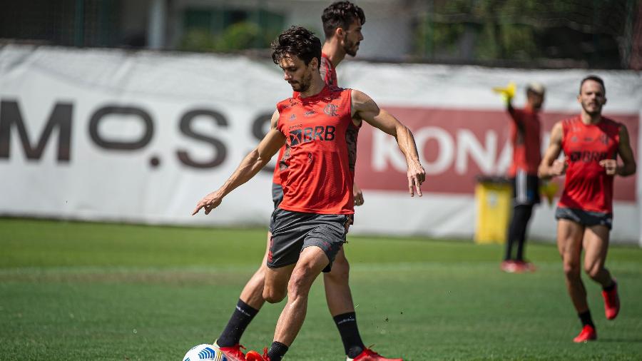 Rodrigo Caio em treino do Flamengo - Alexandre Vidal/Flamengo