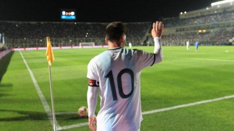 Messi em ação com a camisa da Argentina - Reprodução TV