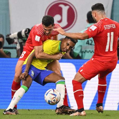 Rodrygo atuou todo o segundo tempo da vitória da seleção contra a Suíça na segunda-feira (28) - Fabrice Coffrini/AFP